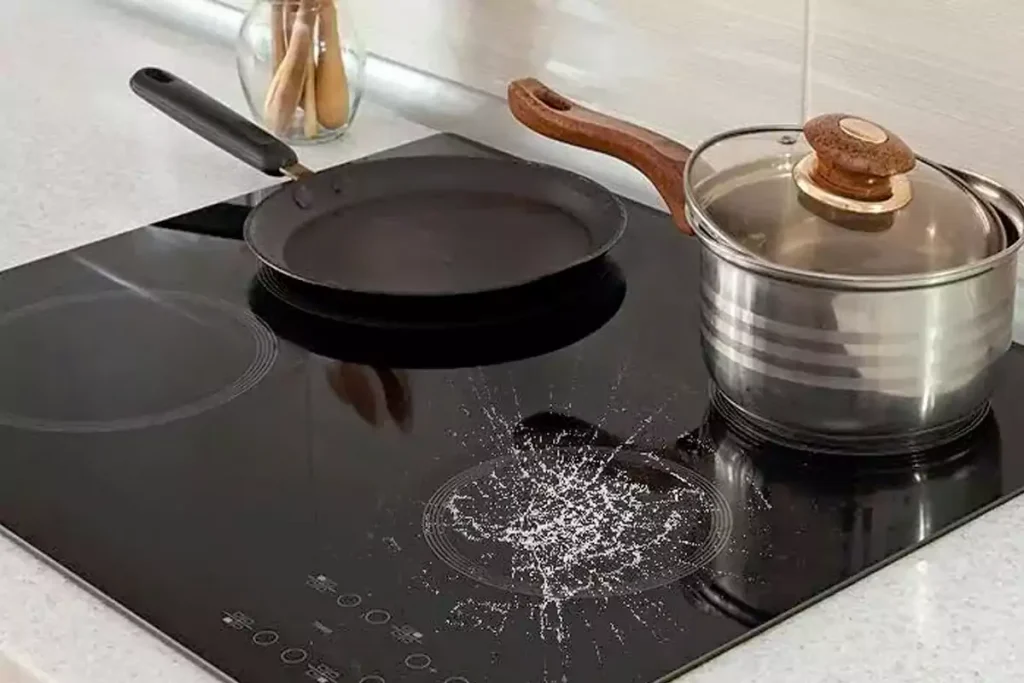 علت شکستن شیشه درب فر گاز